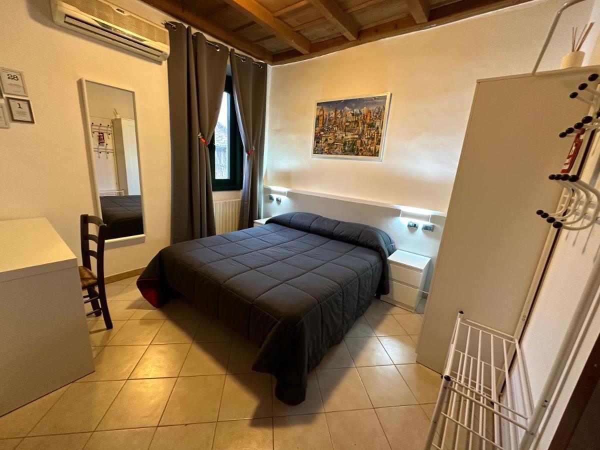 Hotel Duca Di Tromello Exteriér fotografie